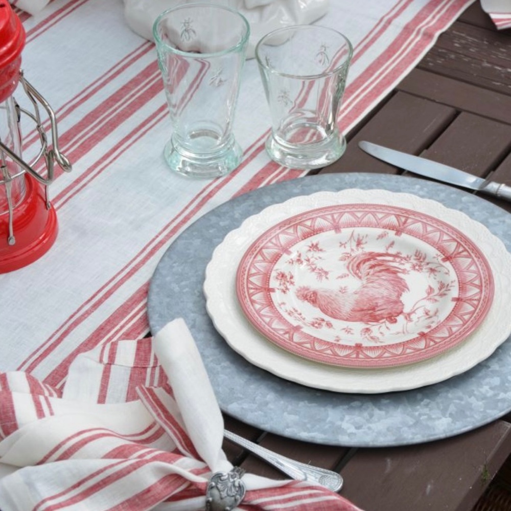 Farmhouse 4 Queens Red Rooster Salad Plates by Neiman Marcus 🐓♥️ - Picture 7 of 9
